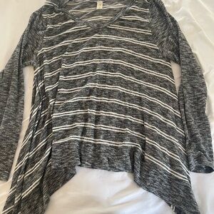 Elegant Striped V-Neck Long Sleeve Top